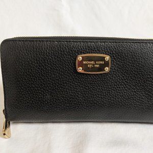 Michael Kors Clutch Wallet